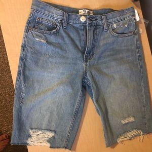 We the free mid length jean shorts size 26 Bermuda
